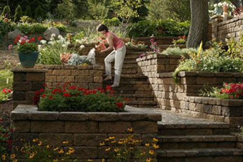 Versa-Lok Retaining Wall