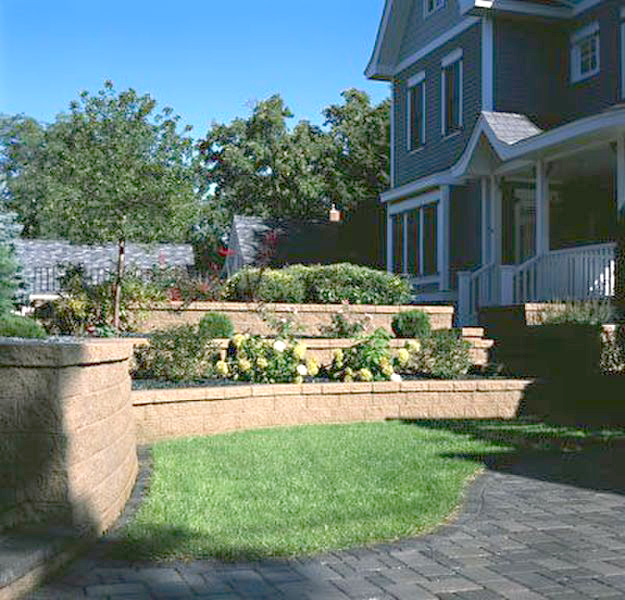 Retaining Walls by VERSA-LOK